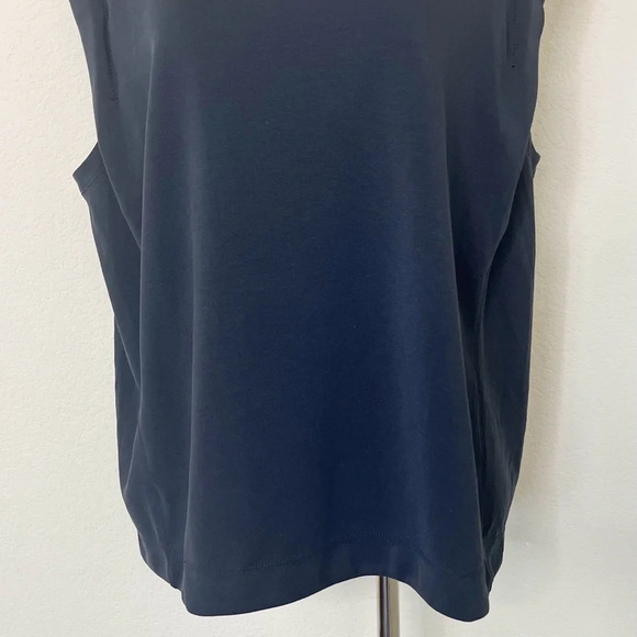 Athleta Seasoft Tank Top in Black‎ - Picture 5 of 15